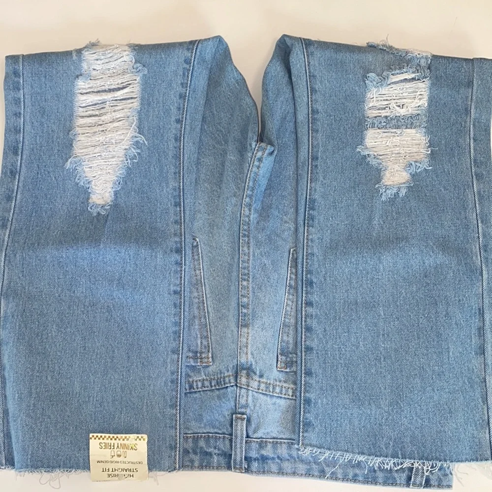 Highrise Skinny Fries Straight Fit Jeans NWT - Picture 5 of 8